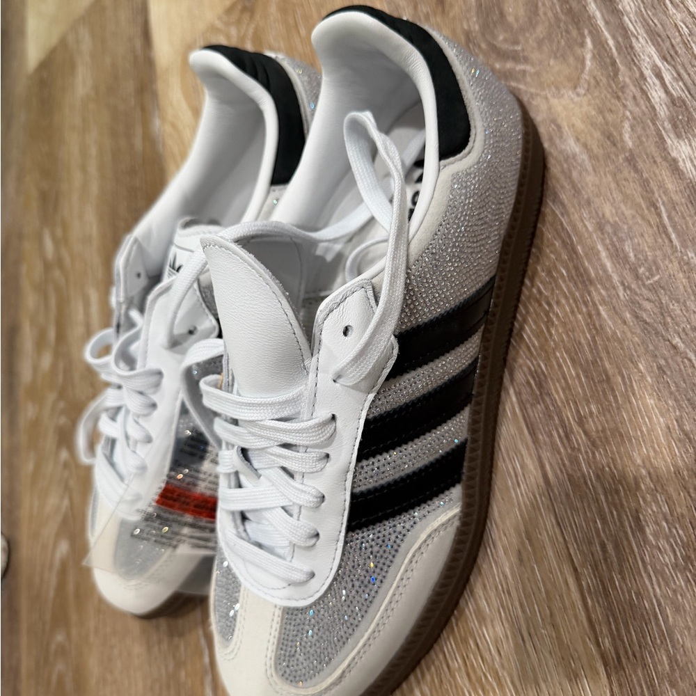 adidas White & Silver Glitter Three-Stripe Sneakers